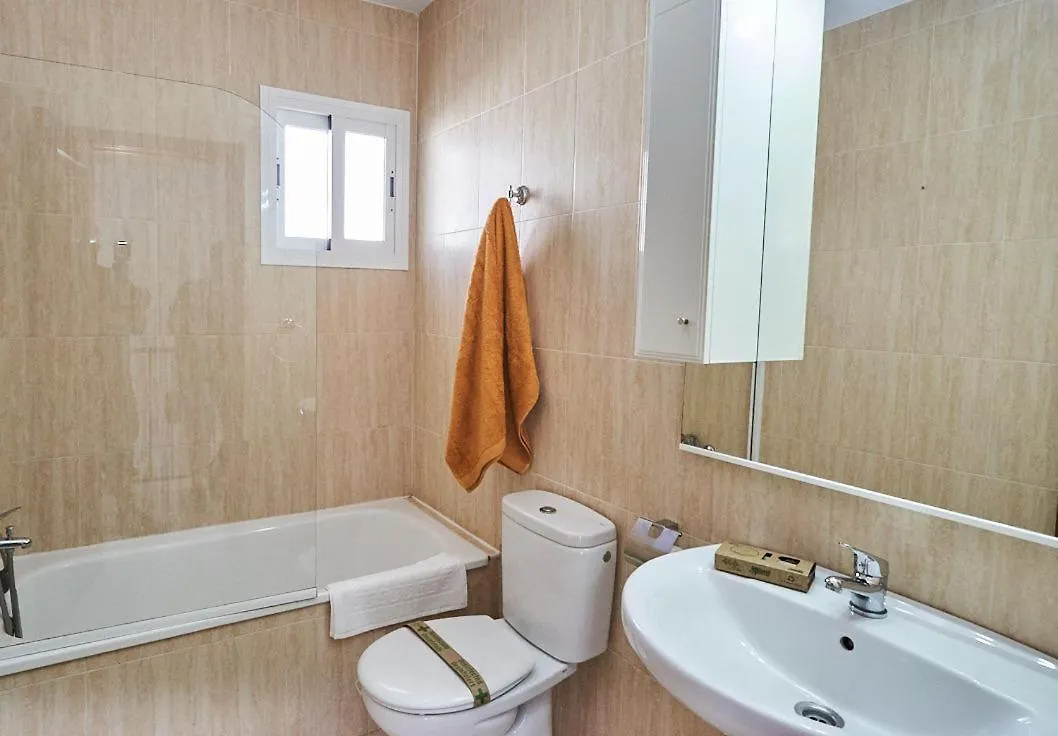 Villa Pura - Private Jacuzzi & Heated Pool Nerja 0*,