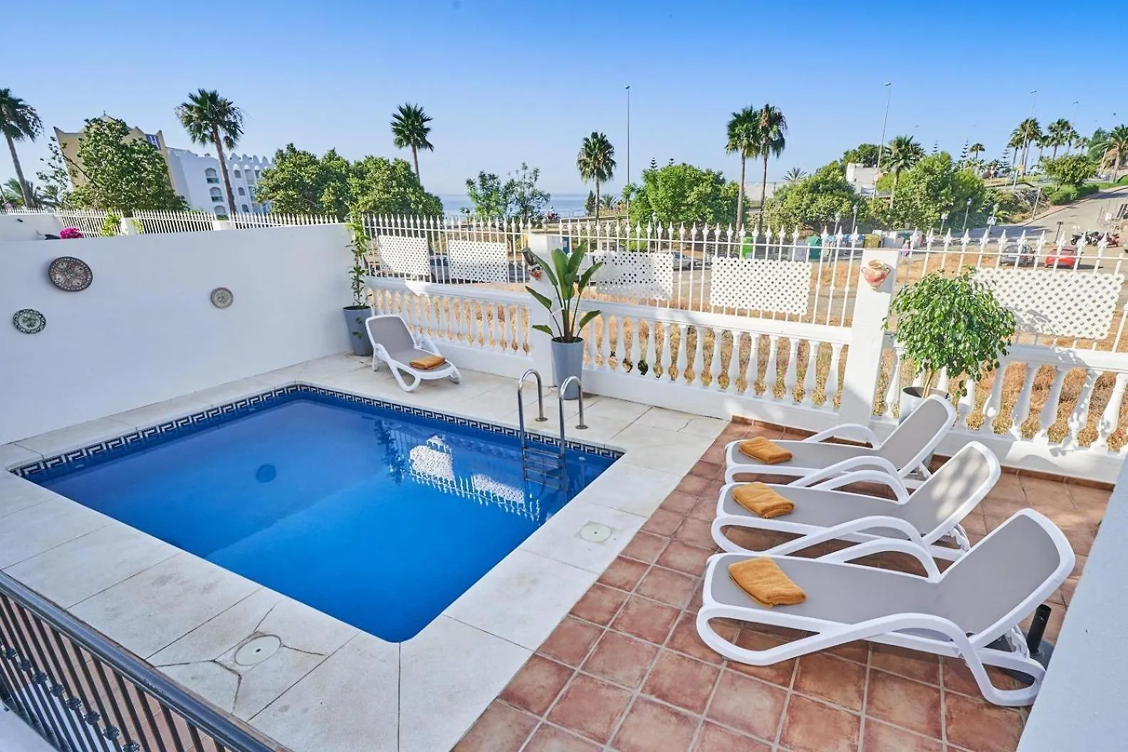 Holiday home Villa Pura - Private Jacuzzi & Heated Pool Nerja Spain
