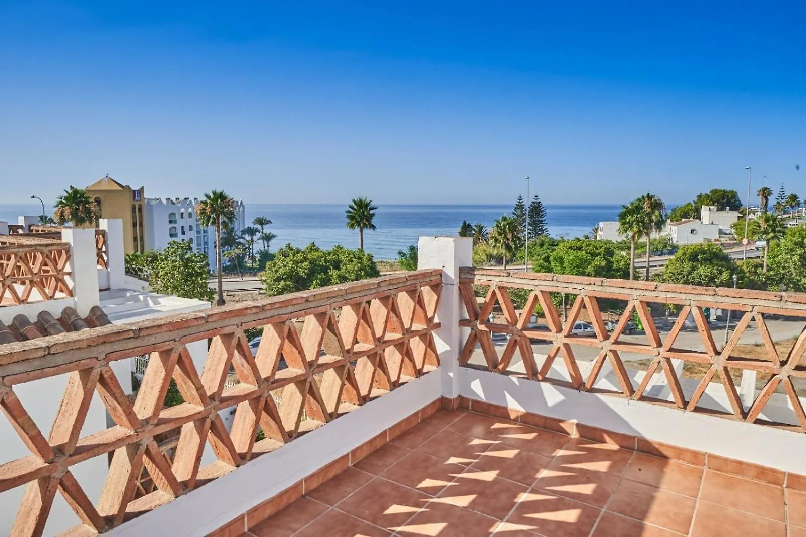 Villa Pura - Private Jacuzzi & Heated Pool Nerja