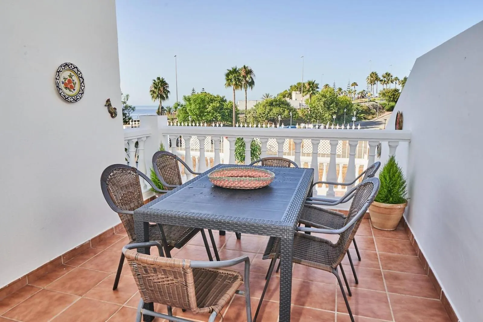 Villa Pura - Private Jacuzzi & Heated Pool Nerja